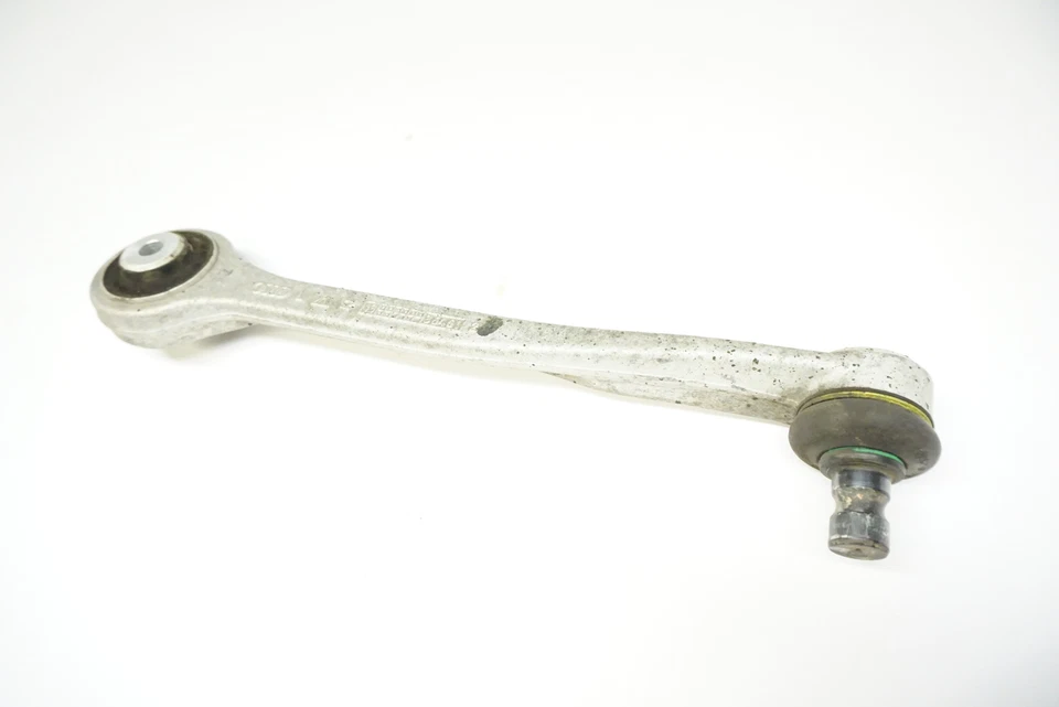 2014-2018 AUDI RS7 передний верхний рычаг управления передний правый 8K0407506R - Изображение 1 из 2