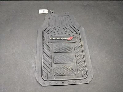 右乘客或左司机前脚垫 2016 道奇充电器 — 第 1/4 张图片