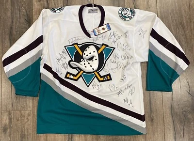 Camiseta deportiva de hockey firmada Anaheim Mighty Ducks 1997-98 auténtica Center Ice 48 nueva con etiquetas Foto 1 de 4