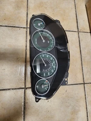 Jaguar X-Type Cluster 2003 velocímetro 179 k Foto 1 de 2