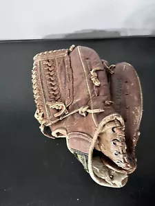 Vintage Wilson Doug Rader Baseball Glove Model A2614 RHT Ball Hawk - Picture 1 of 6