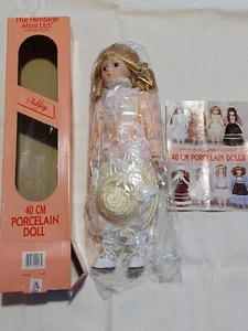 Bambola NUOVA Ashley D-23 Porcellana Ceramica 40 cm. NUOVA Heritage Mint - Foto 1 di 3