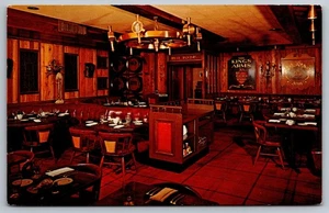 Piccadilly Pub Restaurant Naples Florida Postcard - Picture 1 of 2