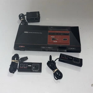 Sega Master System Videospielkonsole mit 2 Controllern & Stromkabel ungetestet - Bild 1 von 23