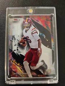 2024 Topps Finest Performance Jayden Daniels Rookie - Bild 1 von 2