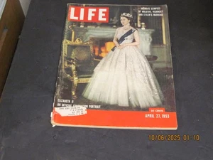 Life Magazine 1953 April 27 Elizabeth II Official Coronation Portrait. - Picture 1 of 2