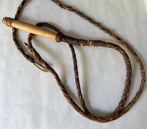 ANTIQUE /VINTAGE LEATHER BULL/HORSE WHIP WOOD HANDLE - Picture 1 of 8