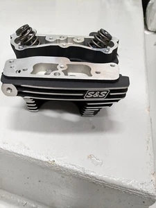 Head Assm Set, 3-7/8" Bore, w/.585 Sprgs, 79cc,WBlk, '06-'16 bt, '08-'16 Touring - Foto 1 di 2