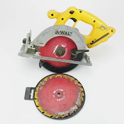 DeWalt DC390 6 1/2” 18V Circular Saw - Tool Only with Blades Bundle - Image 1 of 4