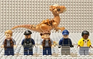 LEGO JURASSIC WORLD LOT OF 5 MINI FIGURES & 1 STYGIMOLOCH DINOSAUR - Picture 1 of 16