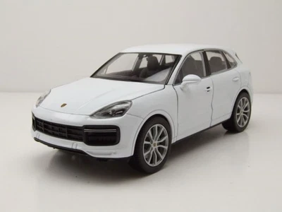 Porsche Cayenne Turbo 2018 Bianco Modellino 1:24 Welly - Immagine 1 di 4
