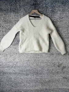 Free People Sweater Womens Small Ivory V Neck Alpaca Blend Fuzzy Knit Pullover - Picture 1 of 6