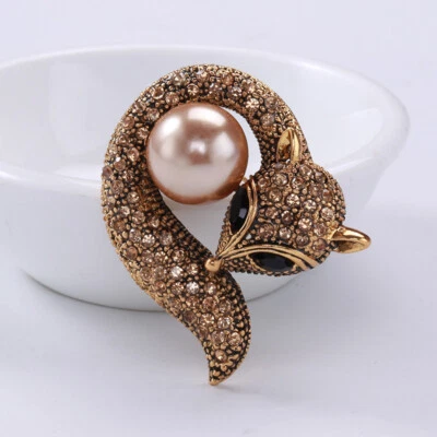 Summer Cute Fox Brooch Creative Pin Clothing Corsages and Accessories for Women - Image 1 of 4