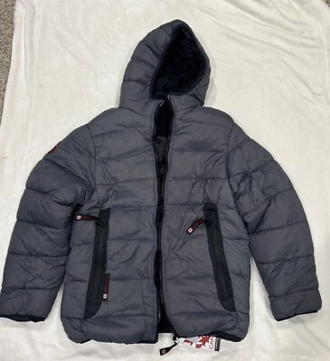 Men’s Coat Canada Weather Gear Men's Reversible Printed Sherpa - Image 1 of 4