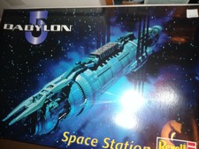 Babylon 5 Space Station Model Kit Sealed 1998 Revell Monogram