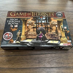 Signed By Todd McFarlane Game Of Thrones Iron Throne Room Set Collector's - Picture 1 of 5
