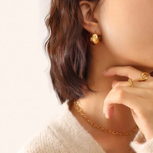 Woman 18K Gold Plated Stainless Steel Glossy Bead Ball C Shape Earring Clip   - Picture 1 of 4