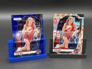 Lotto Lexie Hull 2024 Panini Prizm WNBA WNBA Logo Prizm & Blue Velocity Fever - Foto 1 di 3