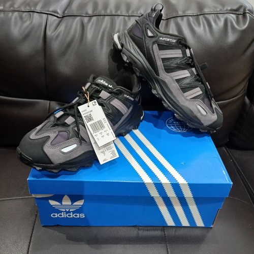 Scarpe da ginnastica Adidas Huperturf taglia UK 10 5