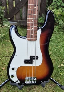 2024 Fender Player Precision Bass - LEFT HANDED - Picture 1 of 7