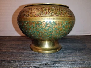 Vintage Egyptian Vase Bronze Etched Enamel India Decoration Souvenirs Gifts - Picture 1 of 14
