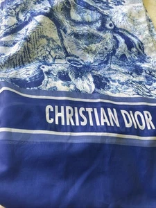 Christian Dior Schal mit dem kultigen Toile de Jouy Motiv 100% Seide Vintage - Bild 1 von 19