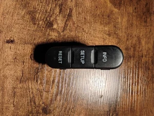 02 03 04 05 FORD EXPLORER INFORMATION SWITCH DASH INFO D220-145853 - Picture 1 of 4