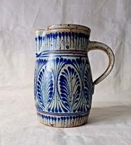 Wilhelm & Elly Kuch  Schnabelkrug Keramik Akanthus Motiv. Handwerkskunst 60er - Bild 1 von 9