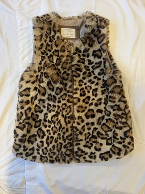 Zara Girls Faux Fur Cheetah Vest Size 9-10 - Image 1 of 4