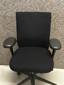 Vitra ID Soft Drehstuhl Drehsessel Bürostuhl mit Armlehnen - Bild 1 von 9