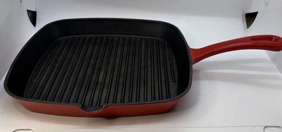 🔴 Cuisinart CI30-23 Chef's Enameled Cast Iron 9-1/4" Square Grill Pan RED - Image 1 of 4