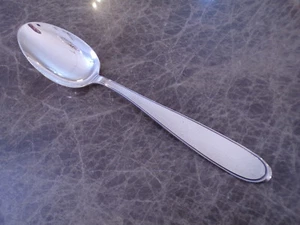 WMF Modell 3100 Hammerschlag Vorleger Gemüselöffel Silber 90er TOP !! - Picture 1 of 2