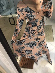 New Free People Gorgeous Midi Length Dress Deep V-Neck Peach Floral Small - Picture 1 of 12