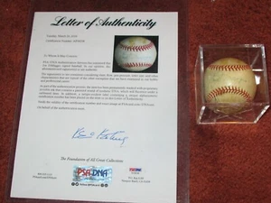 JOE DIMAGGIO AUTOGRAPHED BASEBALL PSA/DNA - Picture 1 of 13