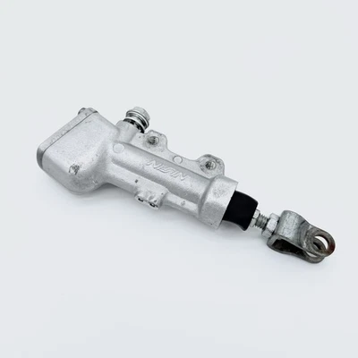 Kawasaki KX450F 2016 OEM cilindro maestro de freno trasero KX450 Foto 1 de 4