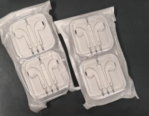 4 Pack Earphones Headphones For Apple PRO Wired Earbuds. Volume Controls White - Photo 1 sur 6