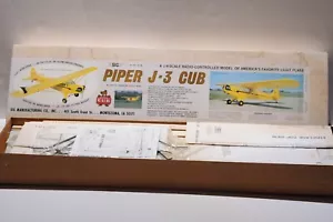 SIG MANUFACTURING PIPER J-3 CUB 1/4 SCALE R/C AIRCRAFT KIT 105’’ WINGSPAN .60-1.5 - Bild 1 von 9