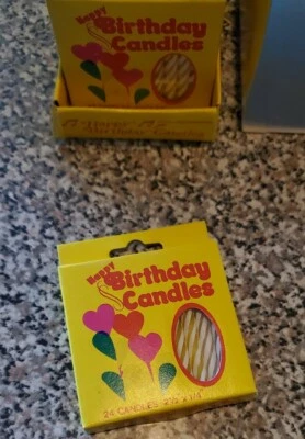 Velas de pastel de cumpleaños vintage, estuche o 12, 24 velas por caja Foto 1 de 4