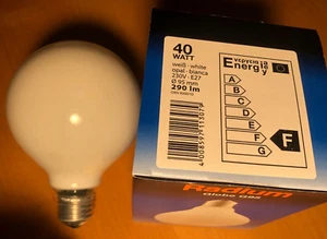 NEU RADIUM GLOBE G95 SOFT WHITE E27 40W OPAL Glühbirne ø 95mm DIMMBAR !!! - Bild 1 von 2