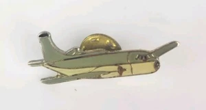 Pin avión vintage tono dorado - Imagen 1 de 2