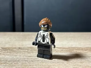LEGO Marvel Spider Girl Anya Corazon Minifigure 76148 sh615 black white (read) - Picture 1 of 2