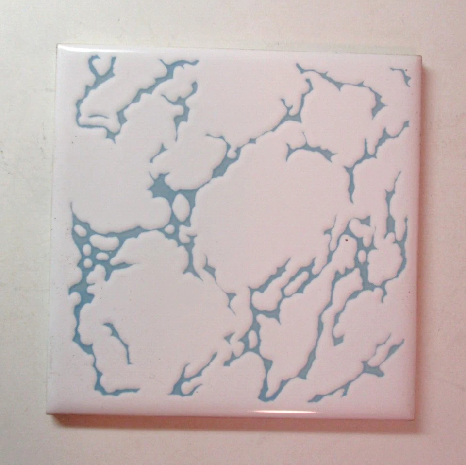 1 Azulejo de Pared NTK Japón Polvo Azul Veado Sobre Blanco Porcelana Cerámica De Colección Foto 1 de 4