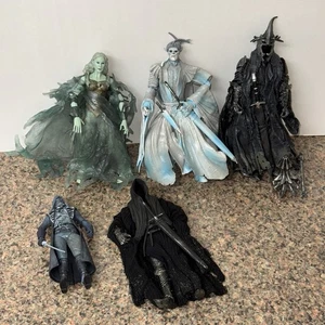 Herr der Ringe Twilight Ringgeister Nazgul Hexenkönig Angmar Actionfigur Konvolut - Bild 1 von 8