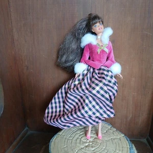 VTG WINTER RHAPSODY BARBIE DOLL BRUNETTE MATTEL AVON 1996 UGC LOOSE - Picture 1 of 24
