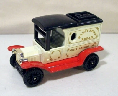 Tomy Pocket Cars 1915 Modelo T Ford Die-Cast Mills Baking Co furgoneta de entrega de pan Foto 1 de 3