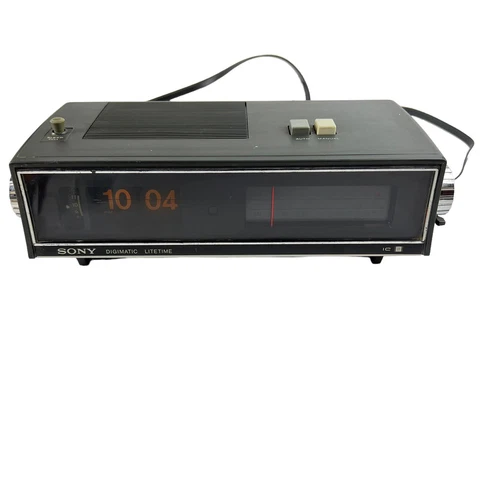 Vintage Sony Digimatic Flip Alarm Clock Radio FM/AM TFM-C620W 1970's Works Cover