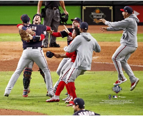 Washington Unsigned 2019 WS Champion Embracing Celebrate Photo Cover