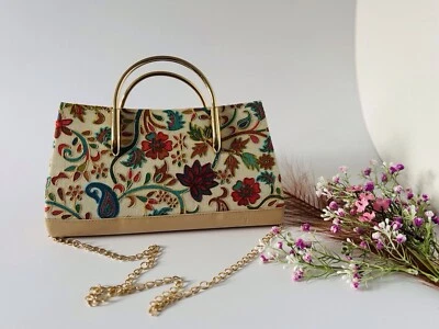 Handmade embroidered cream ladies evening/Handbag/Clutch bag/party bag/wedding - Image 1 of 4