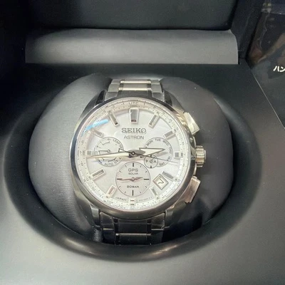 Reloj Hombre SEIKO ASTRON SBXC063 Usado GPS Solar Titanio Serie 5X Foto 1 de 4