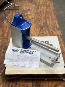 ZEP D-4000 PLUS Flüssiger Handpflegespender 600101 - Bild 1 von 1